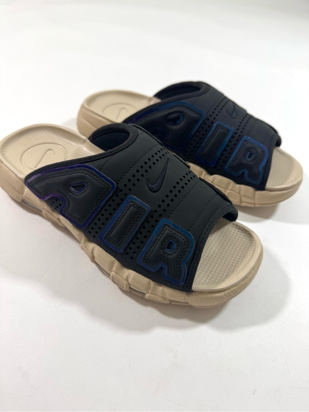 Nike Mens Uptempo Slides Sandals Black Sandrift Iridescent